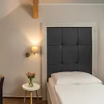 Grunt Hotel 3*