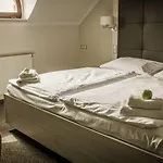Grunt Hotel 3*