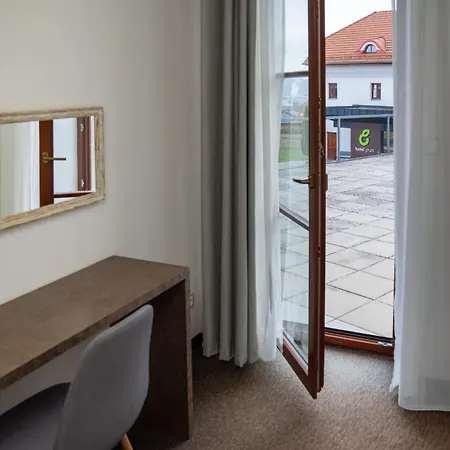 Grunt 3* Mladá Boleslav