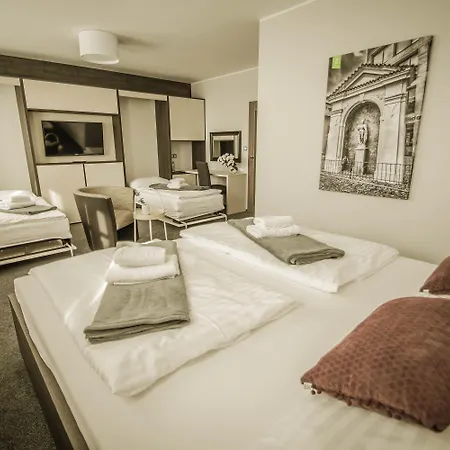 Grunt Hotel